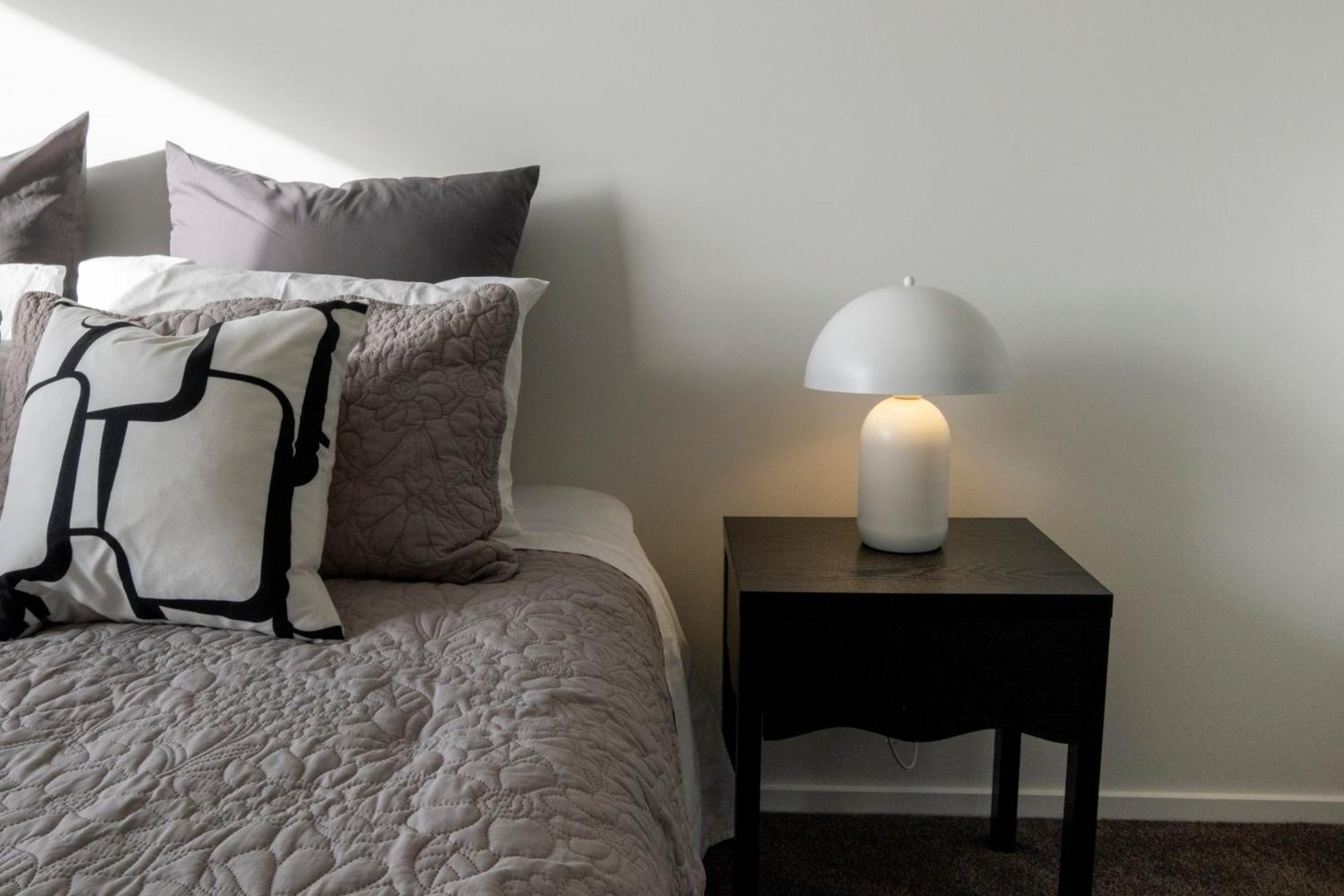 Luxury 2 Bed Townhome In Cbd Christchurch Extérieur photo