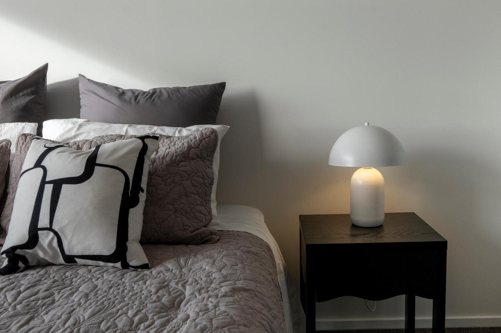 Luxury 2 Bed Townhome In Cbd Christchurch Extérieur photo