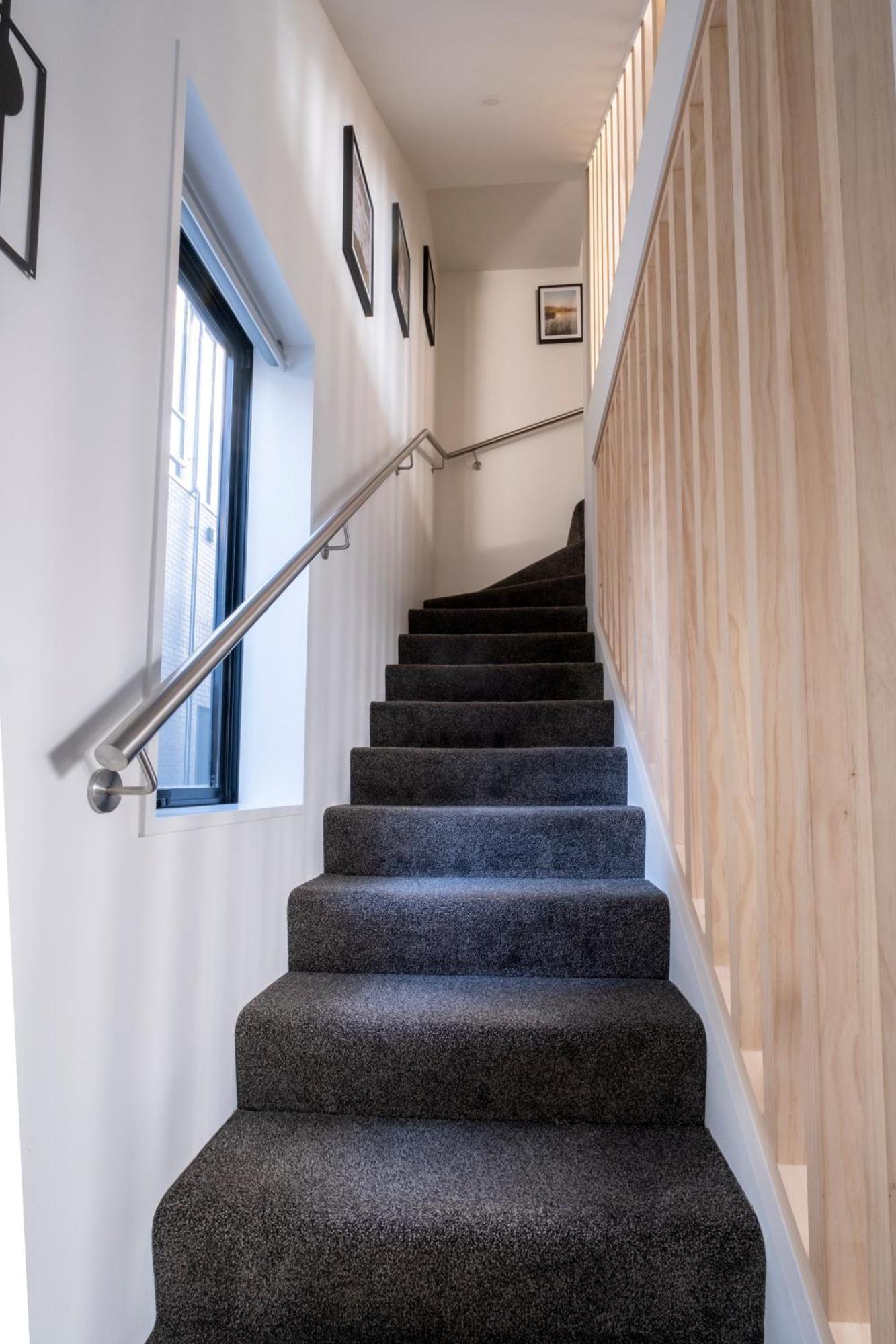 Luxury 2 Bed Townhome In Cbd Christchurch Extérieur photo