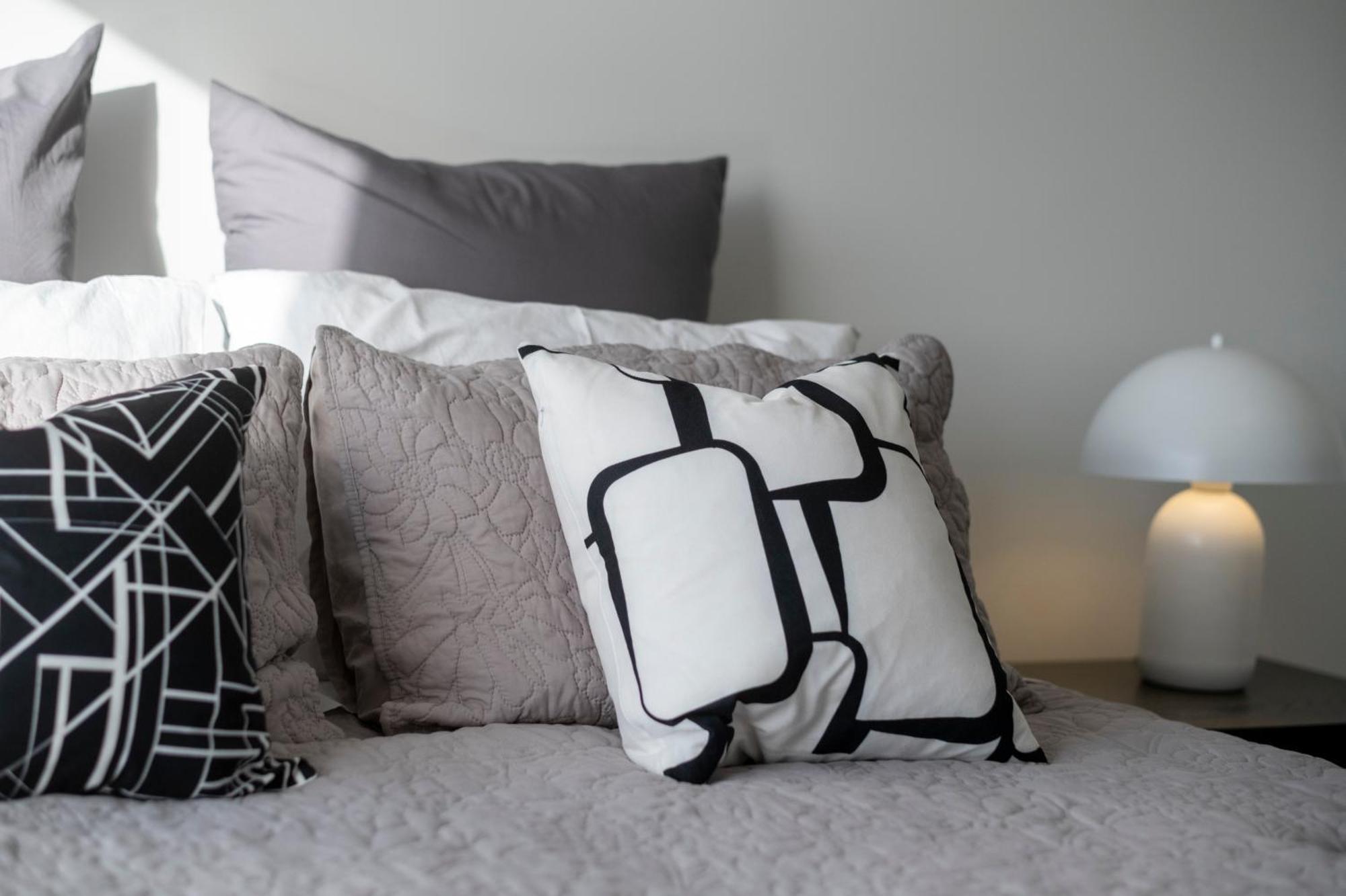 Luxury 2 Bed Townhome In Cbd Christchurch Extérieur photo