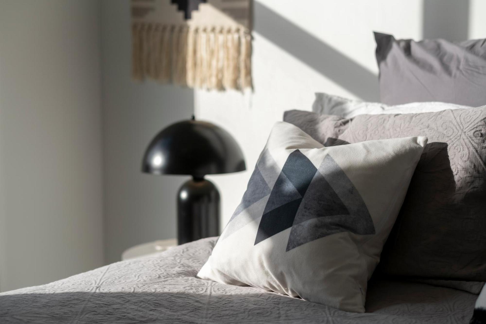 Luxury 2 Bed Townhome In Cbd Christchurch Extérieur photo