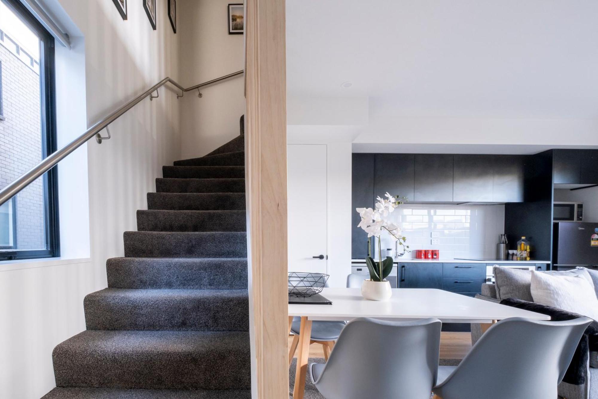 Luxury 2 Bed Townhome In Cbd Christchurch Extérieur photo