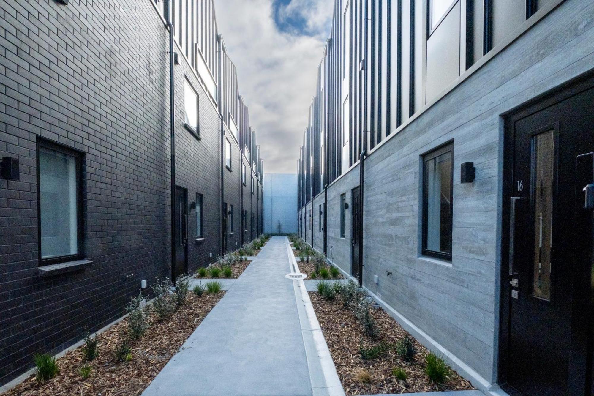 Luxury 2 Bed Townhome In Cbd Christchurch Extérieur photo